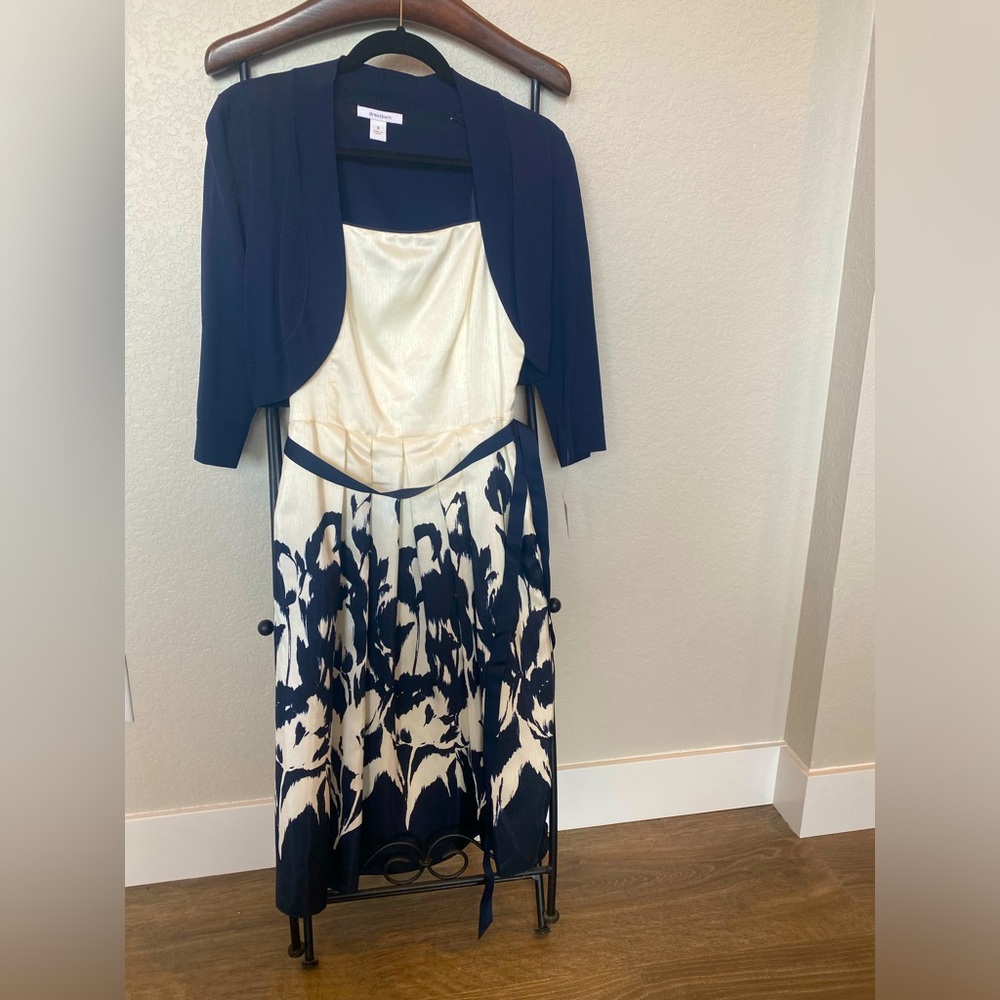 Dress barn dress, never been worn!